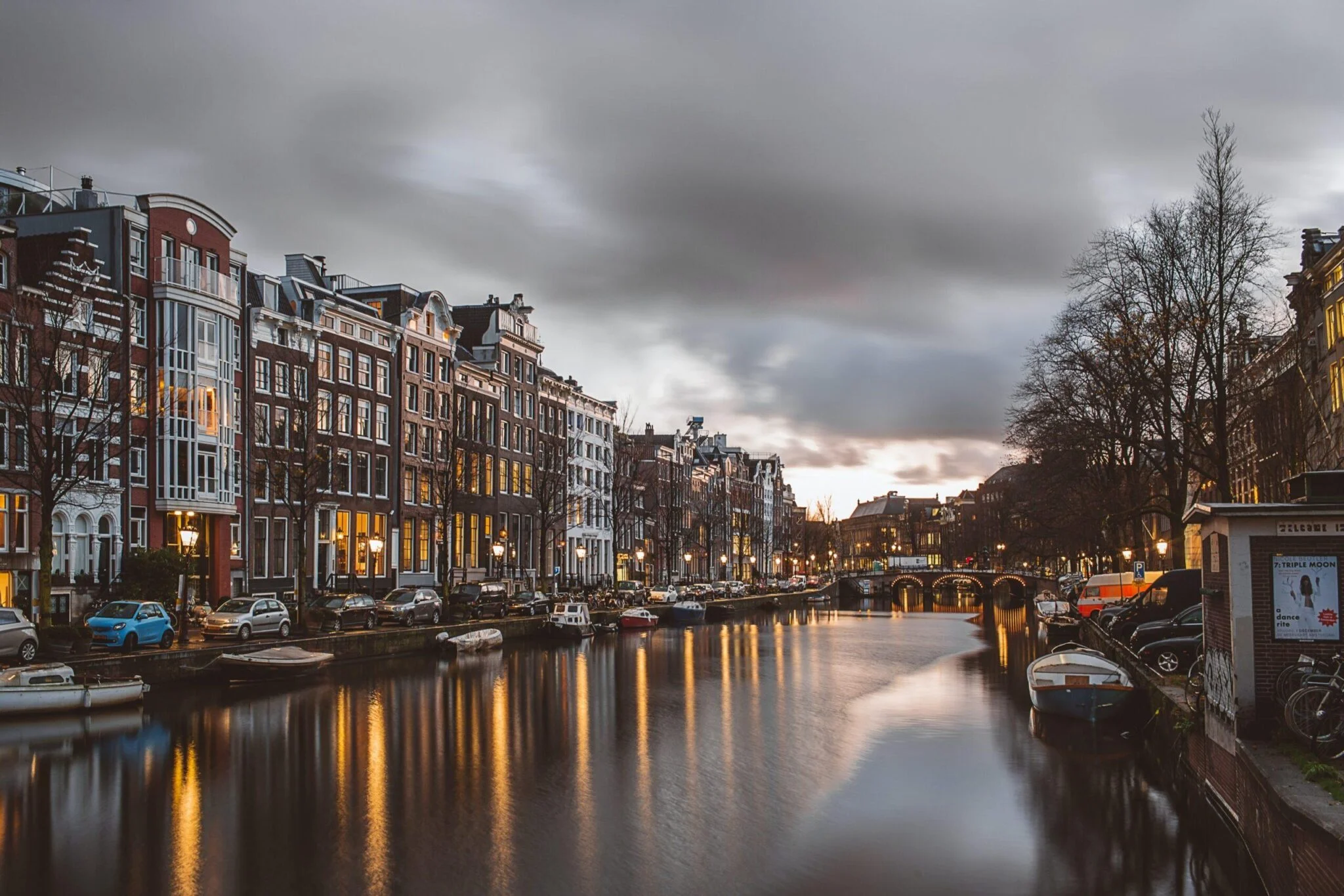amsterdam-canal-view2