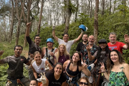 group-zipline